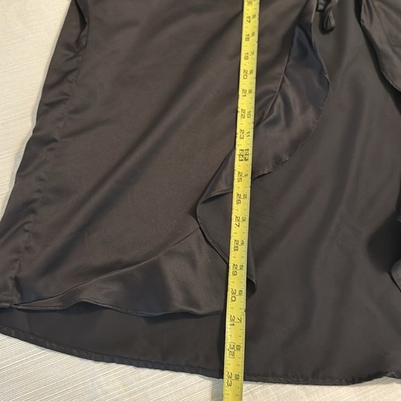 Victoria's Secret Black Satin one size robe kimono - Picture 3 of 6